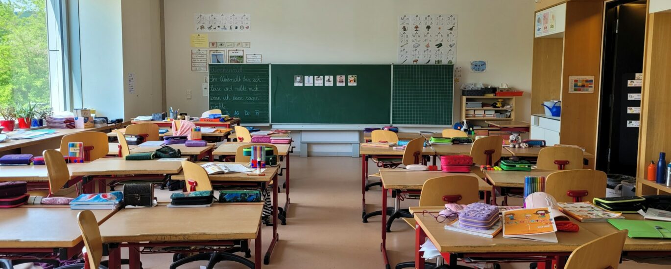 Explore how international student travel enhances classroom lessons with real-world learning opportunities and global engagement.